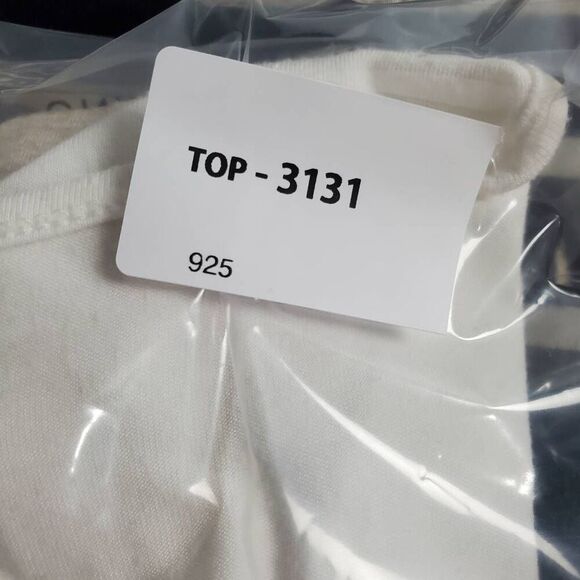 Maurices Small Colorblock Tee Cream Tan Charcoal Short Sleeve Knot Hem - Picture 6 of 6